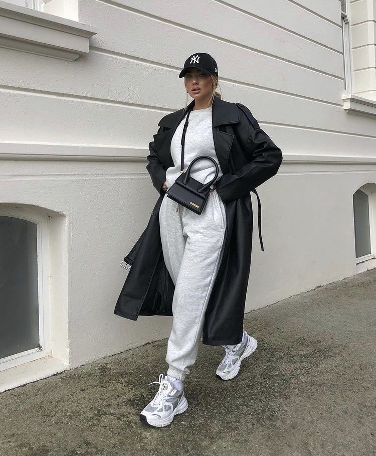 Damskie komplety